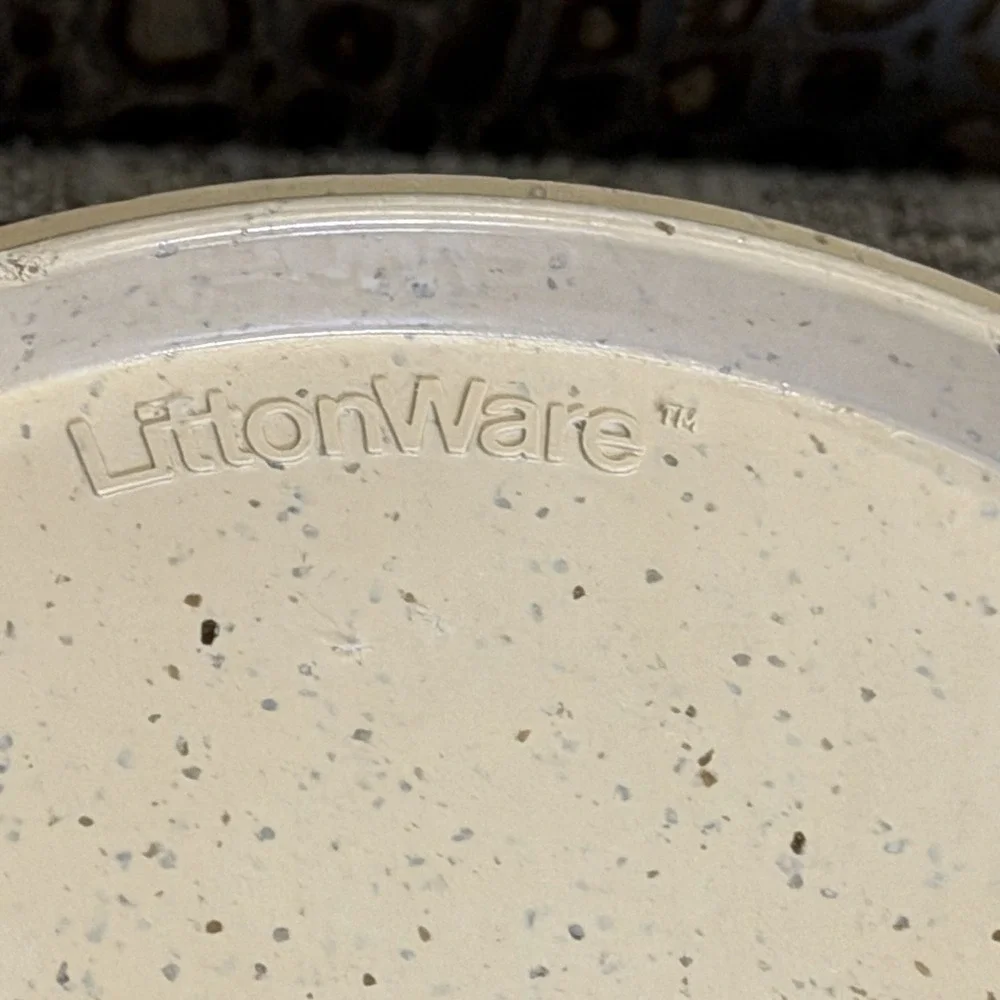 LittonWare Microwave Cookware 2 Cup Round Bowl 39278 w Lid 39277 Vintage Used